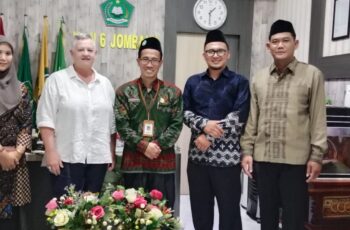 MAN 6 Jombang Sambut Kunjungan UNIPDU: Hadirkan Prof. Debbie Bargallie dari Australia